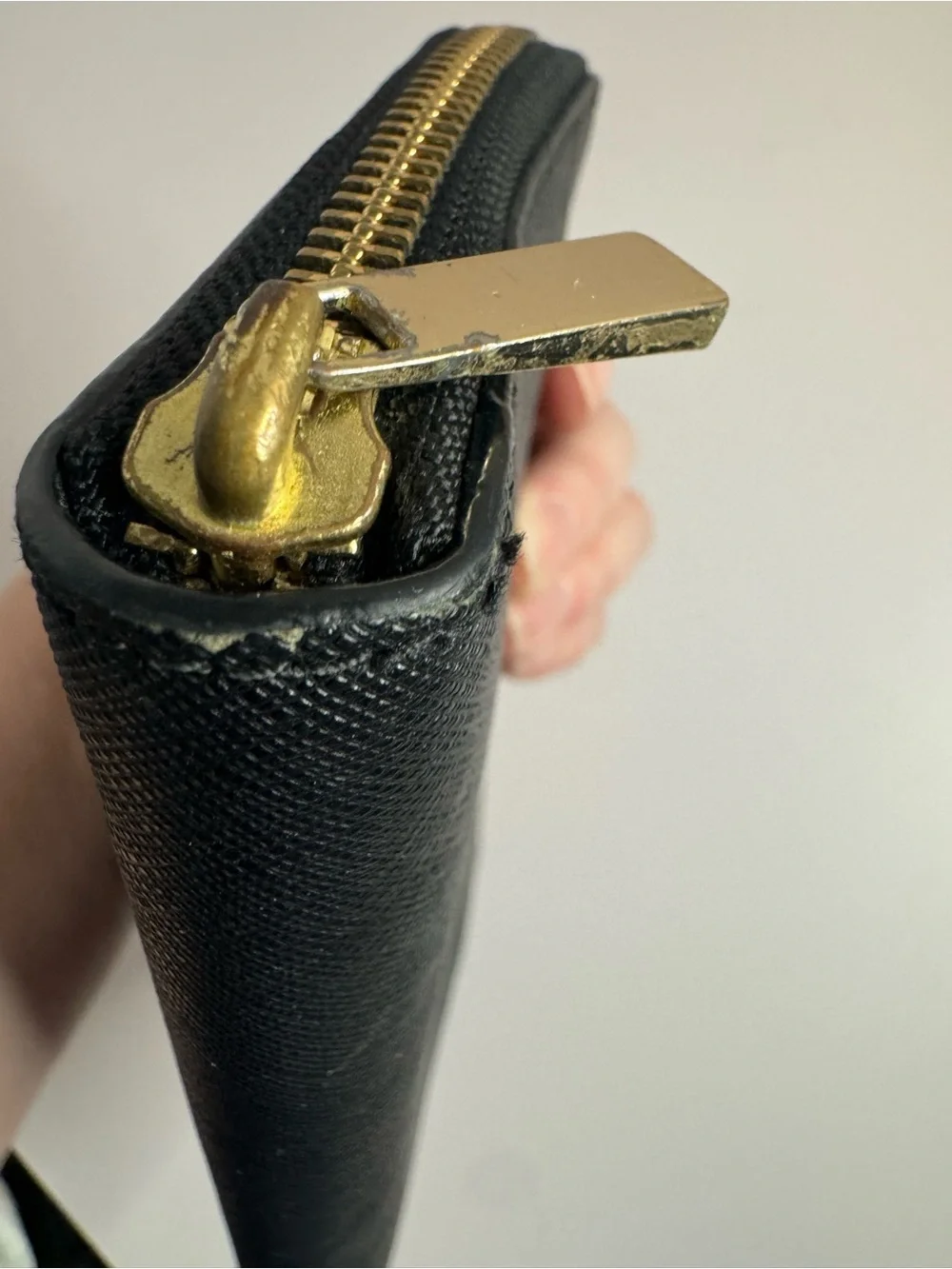 #303 Tory Burch Emerson Zip Around Long Wallet Black Saffiano Leather